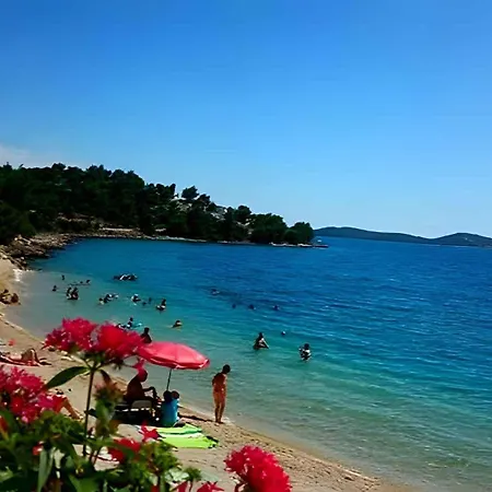 펜션 Holiday Drage/biograd Riviera 39728