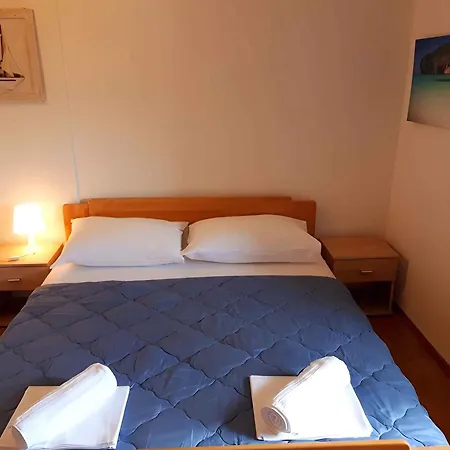 펜션 Holiday Drage/biograd Riviera 39728 *